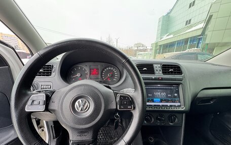 Volkswagen Polo VI (EU Market), 2012 год, 490 000 рублей, 10 фотография