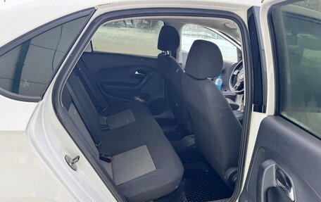 Volkswagen Polo VI (EU Market), 2012 год, 490 000 рублей, 12 фотография