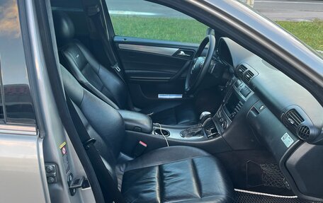 Mercedes-Benz C-Класс, 2004 год, 770 000 рублей, 8 фотография