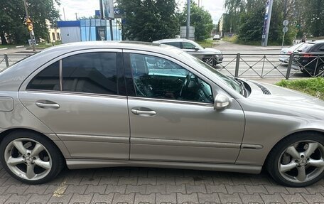 Mercedes-Benz C-Класс, 2004 год, 770 000 рублей, 12 фотография
