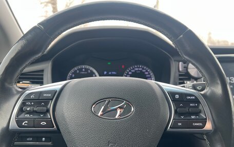 Hyundai Sonata VII, 2017 год, 2 000 000 рублей, 12 фотография