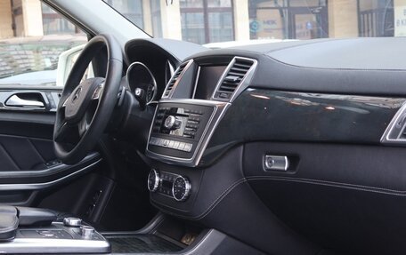 Mercedes-Benz GL-Класс, 2012 год, 2 400 000 рублей, 11 фотография