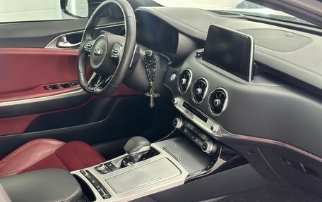 KIA Stinger I, 2018 год, 3 100 000 рублей, 3 фотография