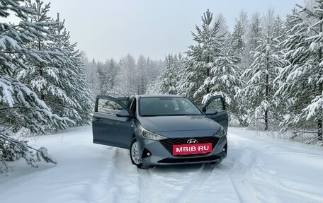 Hyundai Solaris II рестайлинг, 2020 год, 1 350 000 рублей, 12 фотография