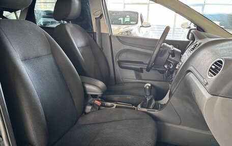 Ford Focus II рестайлинг, 2007 год, 380 000 рублей, 15 фотография