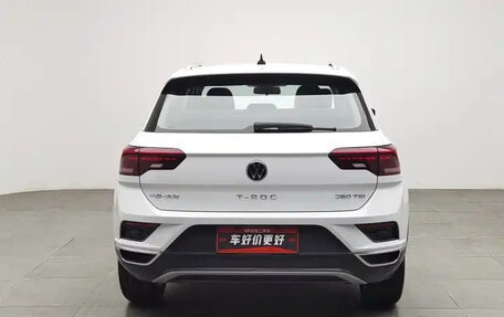 Volkswagen T-Roc I, 2021 год, 1 294 700 рублей, 4 фотография