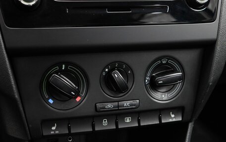 Skoda Rapid I, 2017 год, 1 329 000 рублей, 12 фотография