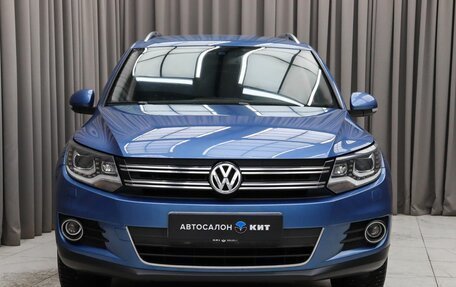Volkswagen Tiguan I, 2013 год, 1 699 000 рублей, 2 фотография