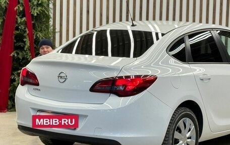 Opel Astra J, 2013 год, 750 000 рублей, 8 фотография