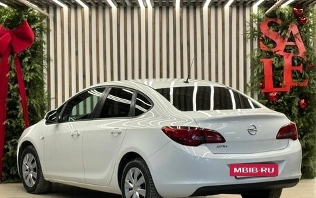 Opel Astra J, 2013 год, 750 000 рублей, 3 фотография