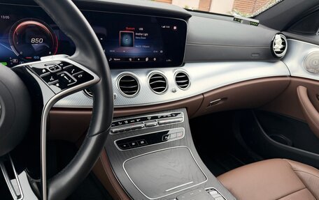 Mercedes-Benz E-Класс, 2021 год, 5 470 000 рублей, 10 фотография