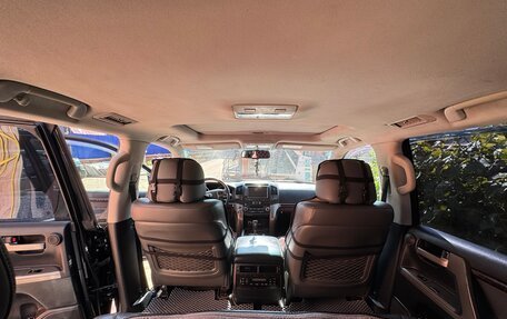 Toyota Land Cruiser 200, 2010 год, 3 050 000 рублей, 8 фотография