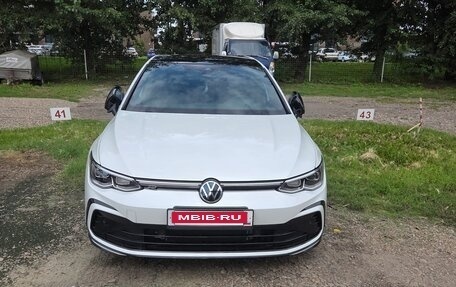 Volkswagen Golf VIII, 2021 год, 2 350 000 рублей, 2 фотография
