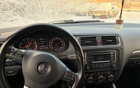 Volkswagen Jetta VI, 2014 год, 720 000 рублей, 5 фотография