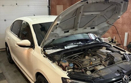 Volkswagen Jetta VI, 2014 год, 720 000 рублей, 9 фотография