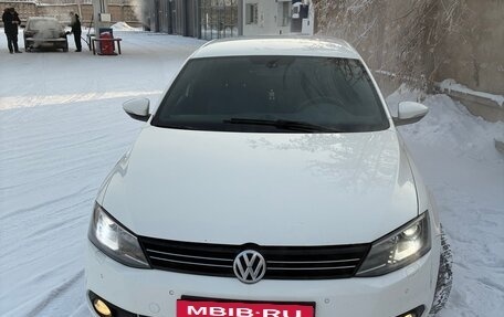 Volkswagen Jetta VI, 2014 год, 720 000 рублей, 7 фотография