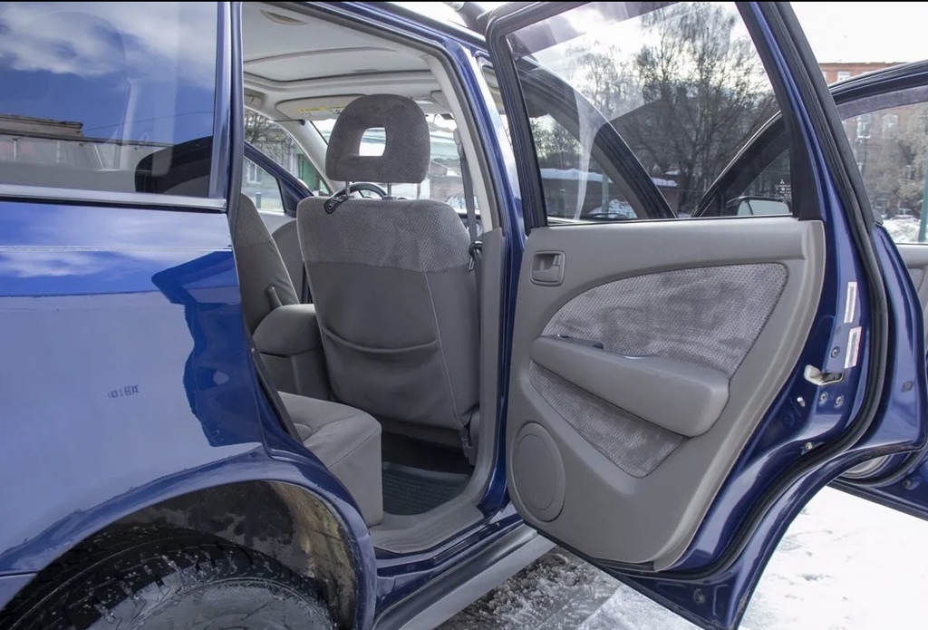 Mitsubishi Outlander I, 2002 год, 480 000 рублей, 3 фотография