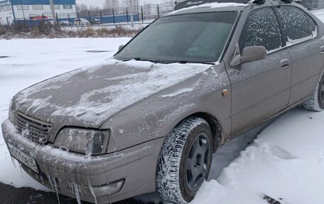 Toyota Camry V40, 1995 год, 250 000 рублей, 2 фотография