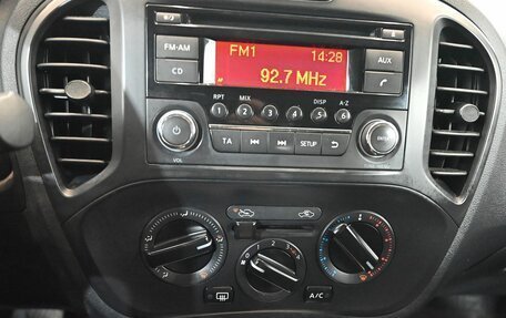 Nissan Juke II, 2012 год, 980 000 рублей, 18 фотография