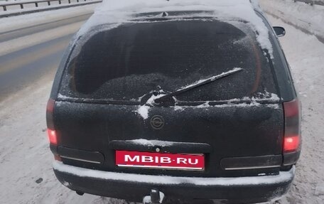 Opel Omega B, 1994 год, 120 000 рублей, 1 фотография