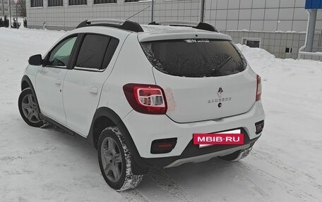 Renault Sandero II рестайлинг, 2019 год, 930 000 рублей, 3 фотография