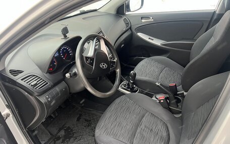 Hyundai Solaris II рестайлинг, 2014 год, 685 000 рублей, 12 фотография