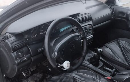 Opel Omega B, 1994 год, 120 000 рублей, 6 фотография