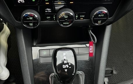 Skoda Octavia, 2018 год, 2 000 000 рублей, 16 фотография