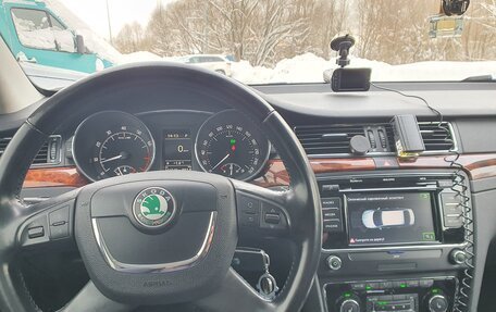 Skoda Superb III рестайлинг, 2012 год, 1 300 000 рублей, 6 фотография