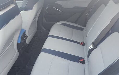 Geely Emgrand, 2023 год, 1 400 000 рублей, 9 фотография