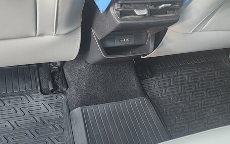 Geely Emgrand, 2023 год, 1 400 000 рублей, 13 фотография