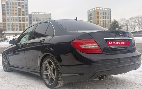 Mercedes-Benz C-Класс, 2012 год, 1 050 000 рублей, 2 фотография