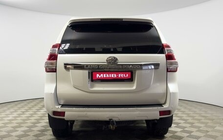 Toyota Land Cruiser Prado 150 рестайлинг 2, 2014 год, 3 553 900 рублей, 4 фотография