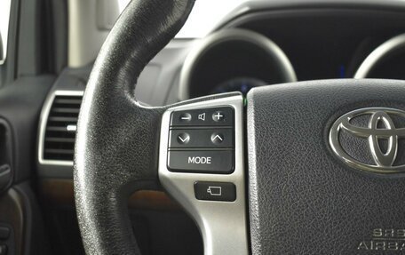 Toyota Land Cruiser Prado 150 рестайлинг 2, 2014 год, 3 553 900 рублей, 15 фотография