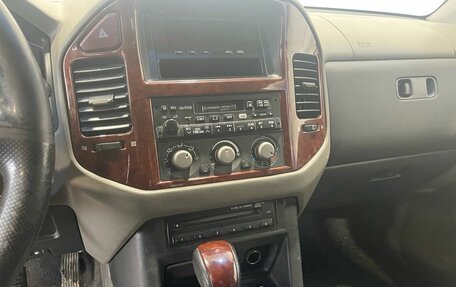 Mitsubishi Pajero III рестайлинг, 2003 год, 995 000 рублей, 9 фотография