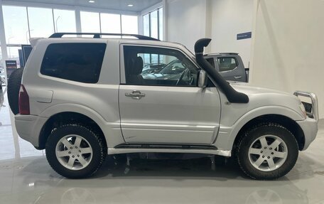 Mitsubishi Pajero III рестайлинг, 2003 год, 995 000 рублей, 4 фотография