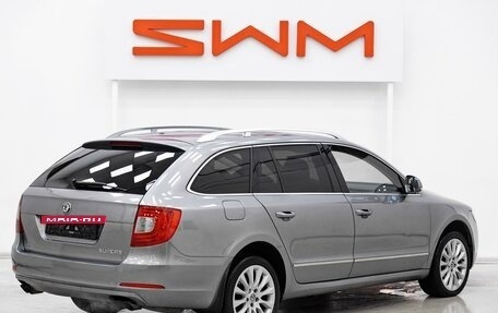 Skoda Superb III рестайлинг, 2012 год, 1 049 000 рублей, 2 фотография