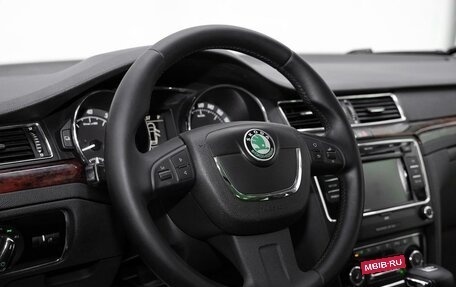 Skoda Superb III рестайлинг, 2012 год, 1 049 000 рублей, 7 фотография