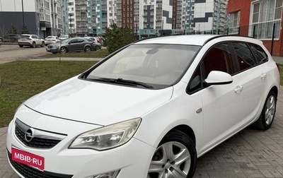 Opel Astra J, 2011 год, 670 000 рублей, 1 фотография