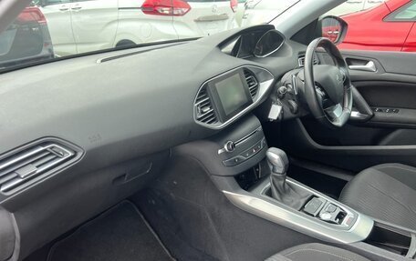 Peugeot 308 II, 2015 год, 1 100 000 рублей, 9 фотография