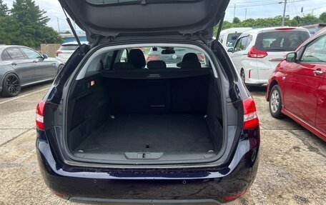 Peugeot 308 II, 2015 год, 1 100 000 рублей, 15 фотография