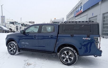 Isuzu D-Max, 2025 год, 4 000 000 рублей, 25 фотография