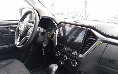 Isuzu D-Max, 2025 год, 4 000 000 рублей, 38 фотография