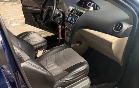 Toyota Yaris III рестайлинг, 2007 год, 630 000 рублей, 11 фотография