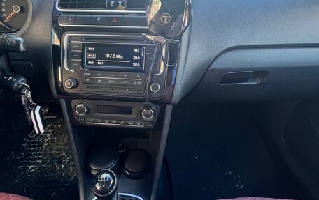 Volkswagen Polo VI (EU Market), 2017 год, 870 000 рублей, 11 фотография