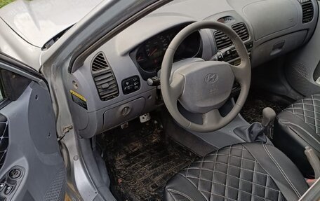 Hyundai Accent II, 2004 год, 500 000 рублей, 6 фотография