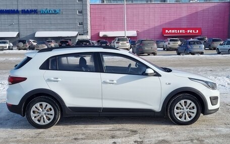 KIA Rio IV, 2018 год, 990 000 рублей, 4 фотография