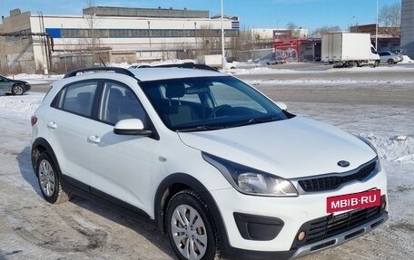 KIA Rio IV, 2018 год, 990 000 рублей, 3 фотография