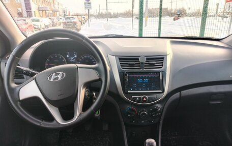 Hyundai Solaris II рестайлинг, 2014 год, 785 000 рублей, 10 фотография