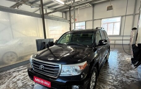 Toyota Land Cruiser 200, 2012 год, 2 600 000 рублей, 1 фотография